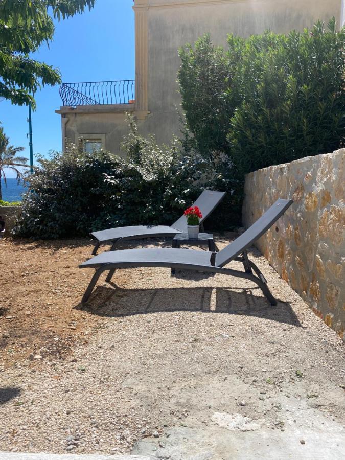 Splendide Studio Miramar Vue Mer Avec Terrasse Bandol Exteriör bild